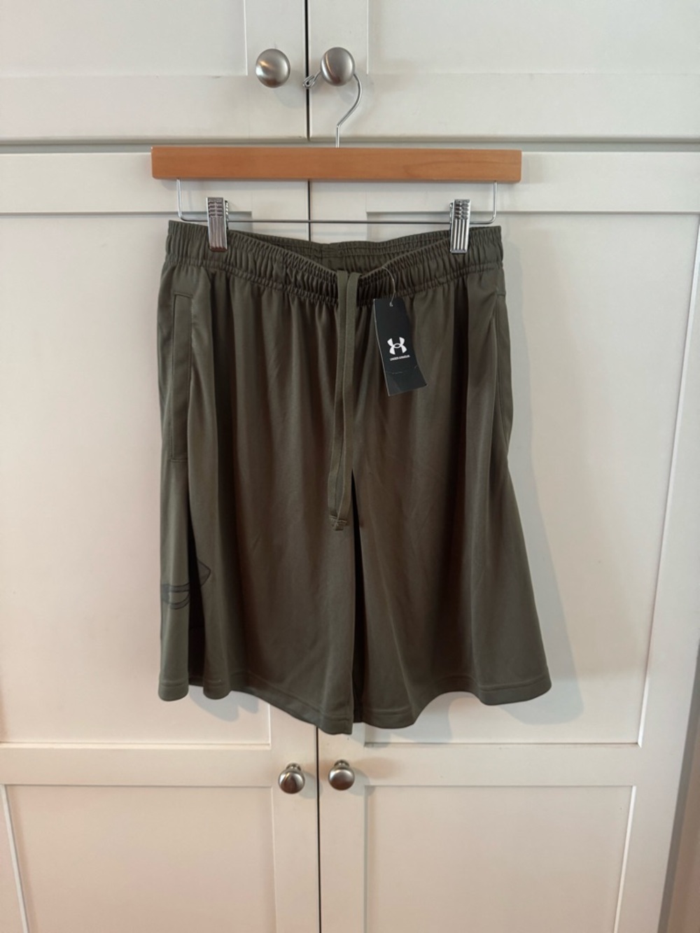 Under Armour Men’s Olive Green Athletic Shorts